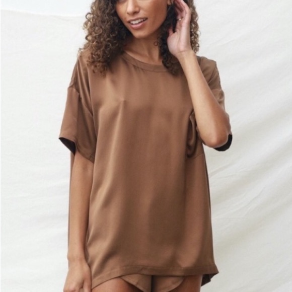 Lunya Washable Silk Oversized Tee Top - Picture 1 of 9